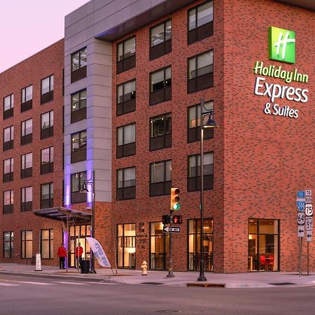 Holiday Inn Express & Suites - Tulsa Downtown - Arts District, An Ihg Hotel Экстерьер фото