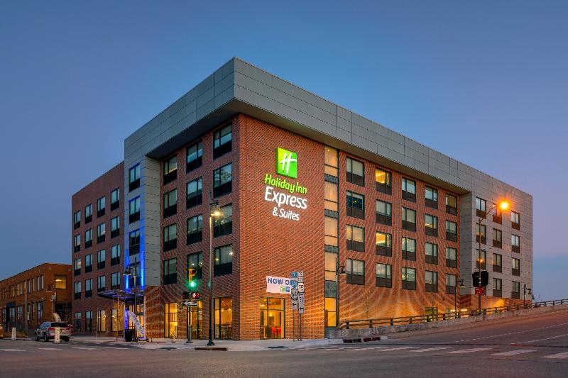 Holiday Inn Express & Suites - Tulsa Downtown - Arts District, An Ihg Hotel Экстерьер фото