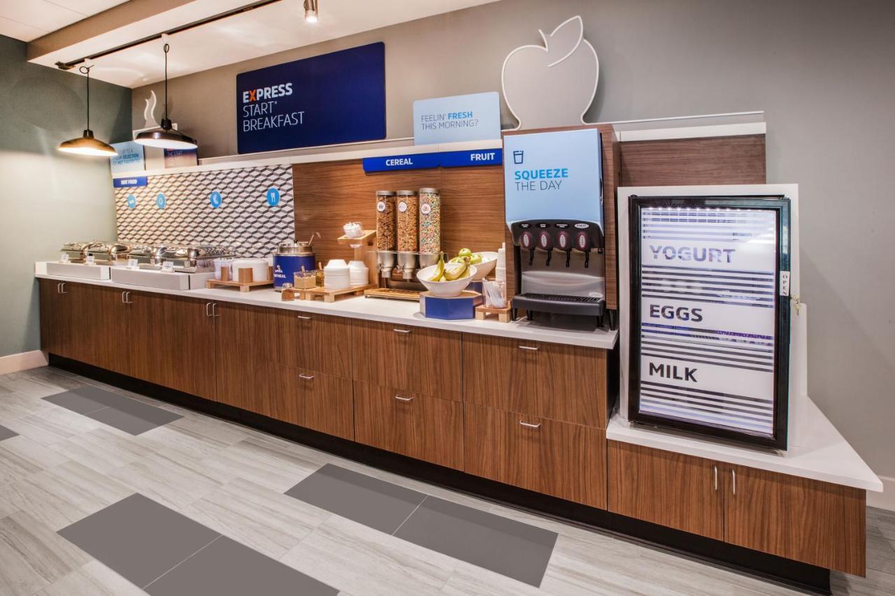 Holiday Inn Express & Suites - Tulsa Downtown - Arts District By Ihg Экстерьер фото